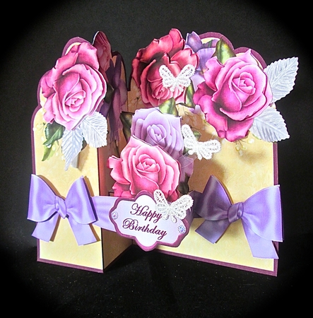 Z Fold pop-up     Belle Epoque Roses by Cynthia Massey