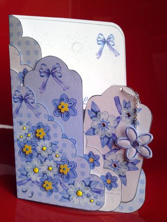 Purple Flowers Scalloped Pocket Card Kit by Cynthia Massey