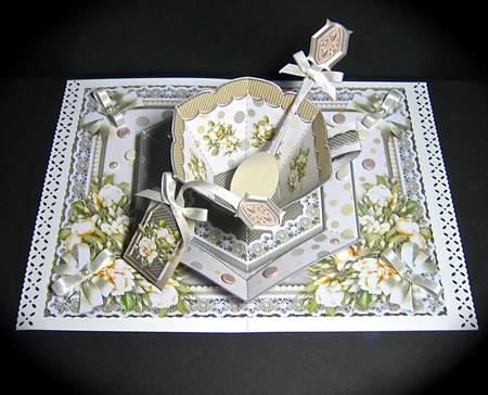 Time for Tea Pop-up Kit ? Cream Roses on a Spotted Backgroun by Cynthia Massey