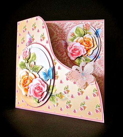 Beautiful Roses Double Pyramid Card Mini Kit by Cynthia Massey