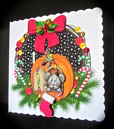 8x8 Mouse in the House Waiting for Santa Mini Kit by Cynthia Massey