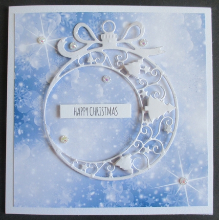 Bauble 11 by Davina Rundle