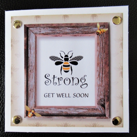 BEE Strong - Male (No Flowers) by Davina Rundle