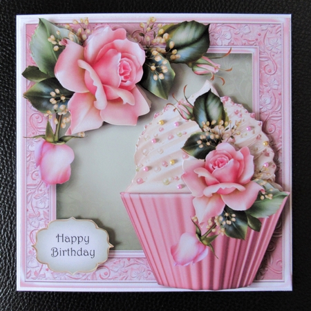 Downton Decor Cupcake by Davina Rundle