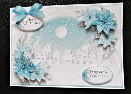 Lace Christmas 41 by Davina Rundle