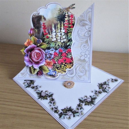 Treasel Card 3 by Davina Rundle
