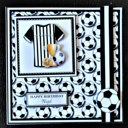 8x8 Newcastle Football Club Mini Pyramage Kit - x4 A4 Sheets  by Davina Rundle