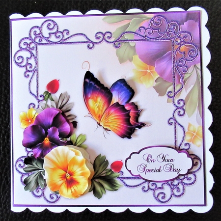Pansy Delight - Card Front with Step-by-Step by Davina Rundle