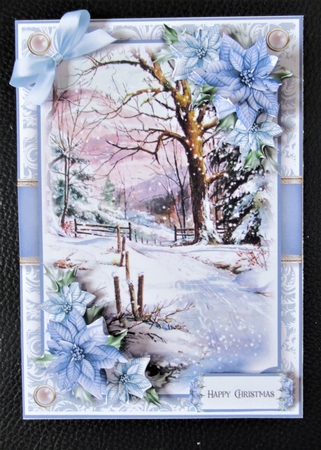 Poinsettia 7x5 Mini Kit 6 by Davina Rundle