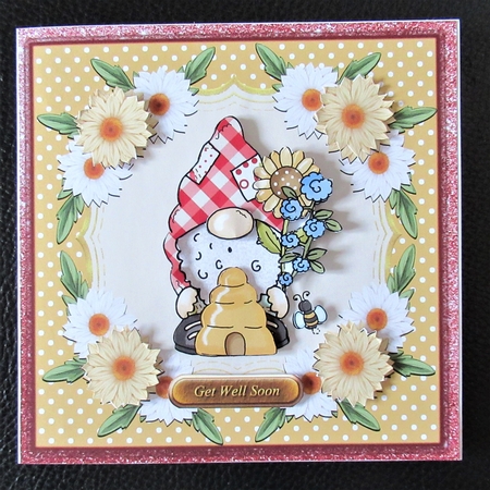 Mr Gnome and Buzzy Bee 6 x 6 square card mini kit by Davina Rundle