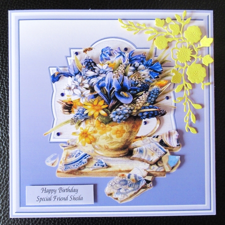 Vintage flowers easy cut 7x7 by Davina Rundle