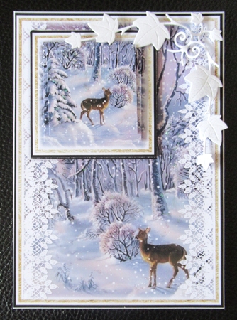 Christmas Deer in the Woods 7x5 Mini Kit by Davina Rundle