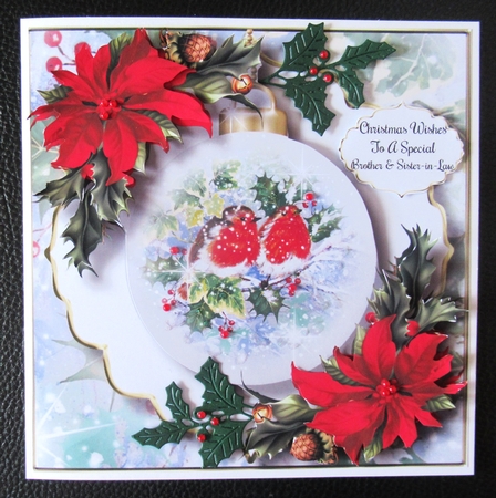 The Christmas Robin Bauble 1 by Davina Rundle