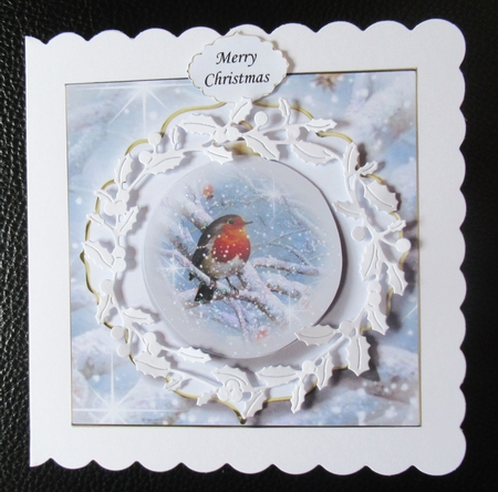 The Christmas Robin Bauble 2 NO FLOWERS by Davina Rundle