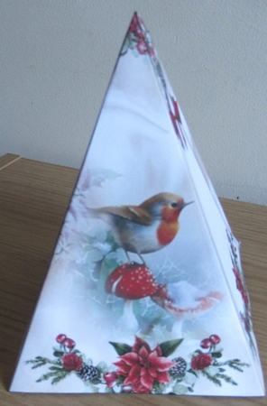 Robin Pyramid Shaped Mini Page Kit by Davina Rundle