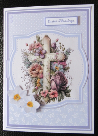 FLOWER CROSSES 5x7 & 6x6 by Davina Rundle