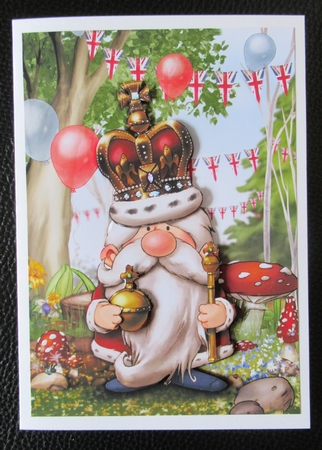 Coronation Gnome by Davina Rundle