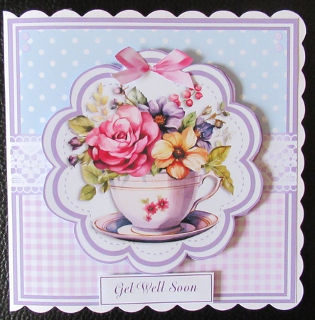 PRETTY TEACUP FLOWERS by Davina Rundle