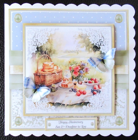 A Summer Picnic Bumper Set by Davina Rundle