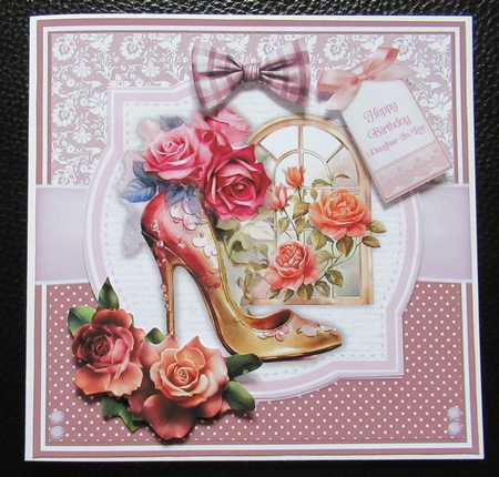 PRETTY ROSES by Davina Rundle