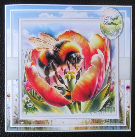 The Bumble Bee 02 Mini Page Kit by Davina Rundle