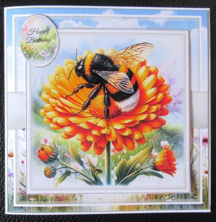 The Bumble Bee 02 Mini Page Kit by Davina Rundle