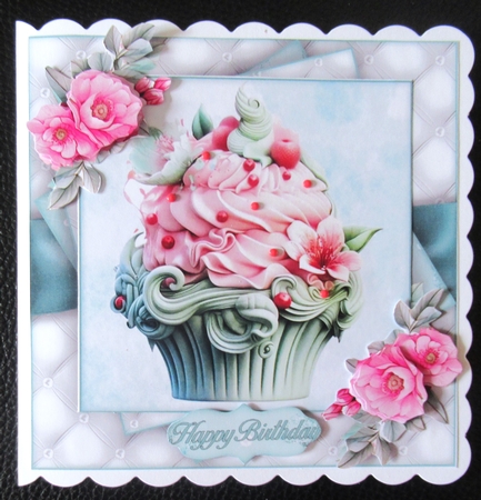 Summer Cupcakes MIni Kit  by Davina Rundle