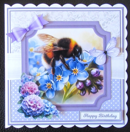 BEAUTIFUL BEES by Davina Rundle