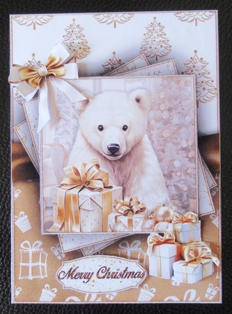 White & Gold Christmas  by Davina Rundle
