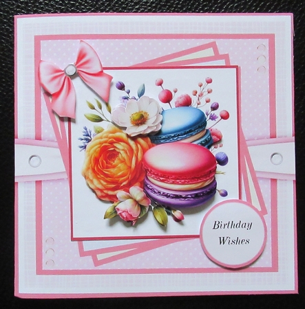 Floral Macarons by Davina Rundle