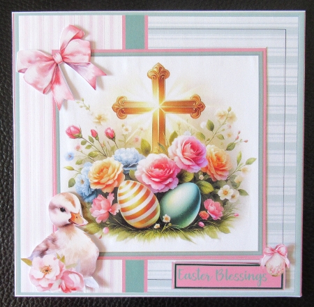 Easter Golden Cross - Mini Kit by Davina Rundle