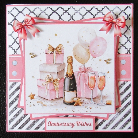 Champagne Celebration Mini Kit 7x7 (5) by Davina Rundle