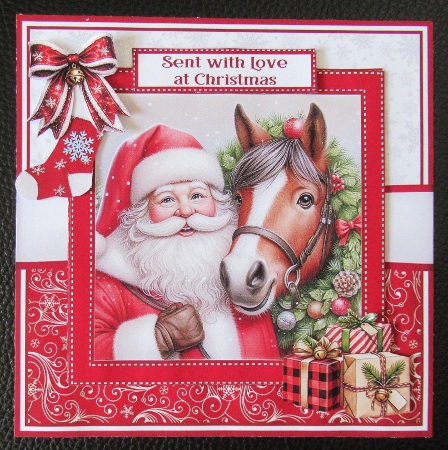 CHRISTMAS CUDDLES by Davina Rundle