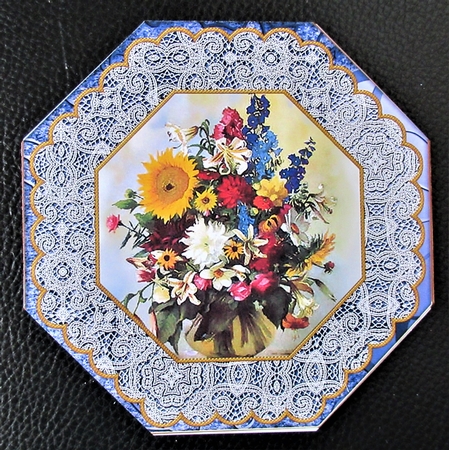 Summer Bouquet Octagon Card Base and Shaker Frame by Davina Rundle