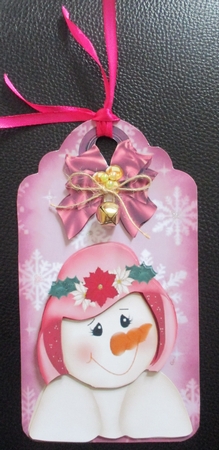 Snowlady in a Bonnet on Snowflake Tag by Davina Rundle