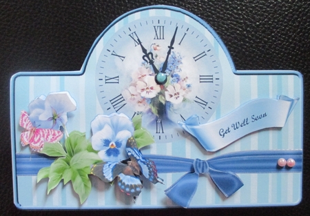 Pansies Time Topper by Davina Rundle