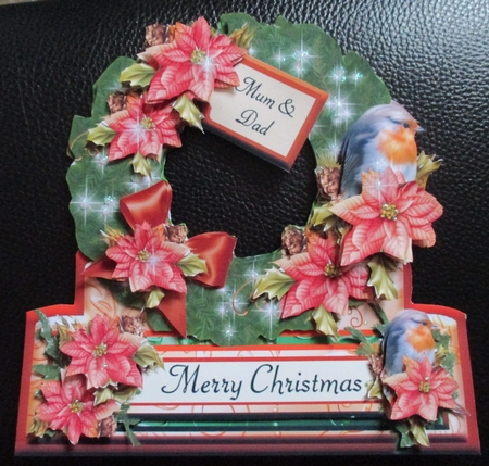 Wreath 2 - Traditional Christmas Robin & Ponsettias by Davina Rundle