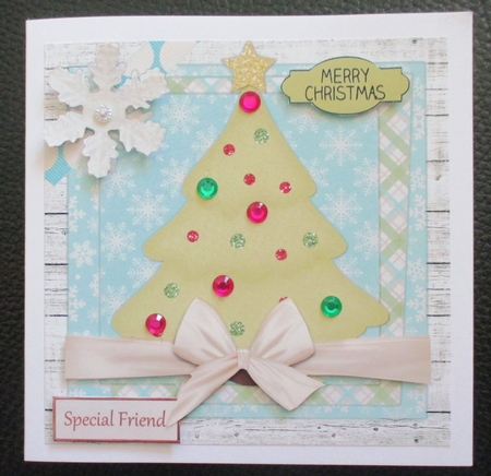 Christmas Tree Step-By-Step Card Front by Davina Rundle