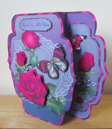 Roses AFlutter Quick & Easy Pop-out Card Mini-kit by Davina Rundle