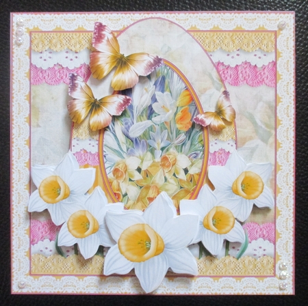 Vintage Romantic Lace Easter Egg Card Kit 1175 by Davina Rundle