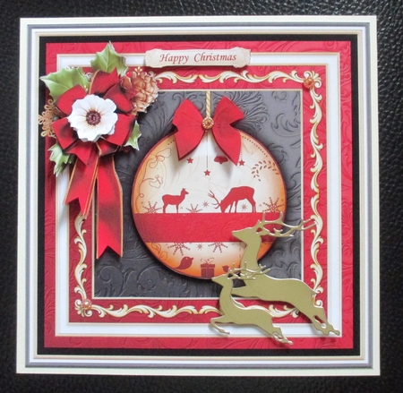 CHRISTMAS RED GOLD REINDEER BAUBLE 7.7 Decoupage & Insert Mini Kit by Davina Rundle
