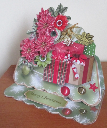 Gifts for Everyone Easel Card Mini Kit by Davina Rundle