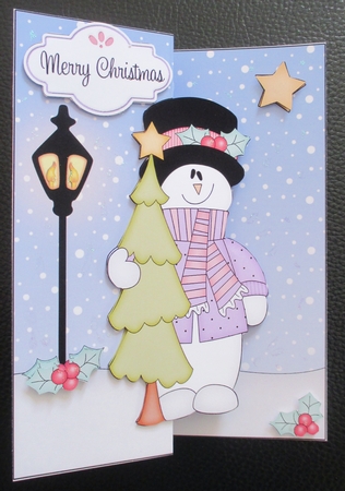 3D Shaped No-Hole Fold Back Christmas Card Mini Kit  - Snowman Rio has an Xmas Tree by Davina Rundle