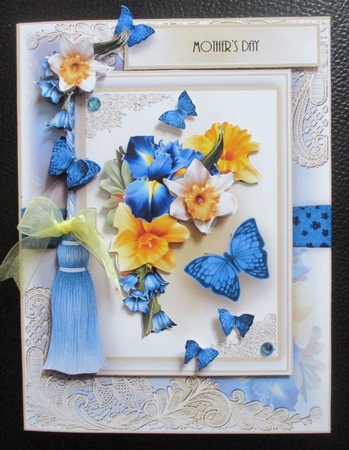 A5 A Spring Bouquet Card Kit by Davina Rundle