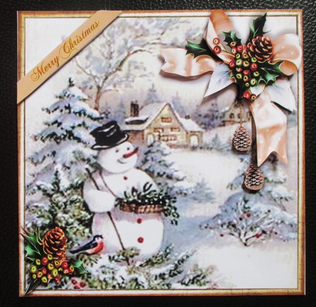 Christmas in Green and Gold by Davina Rundle