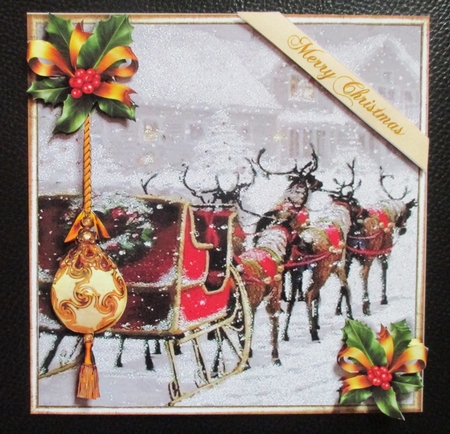 Christmas in Red, Green and Gold by Davina Rundle