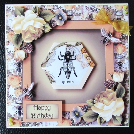 The Vintage Honey Bee - Queen by Davina Rundle