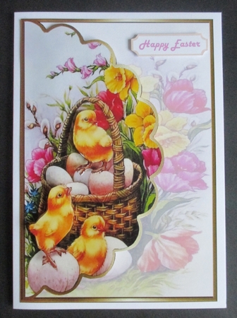 Happy Easter Scalloped Edge Vintage Topper by Davina Rundle