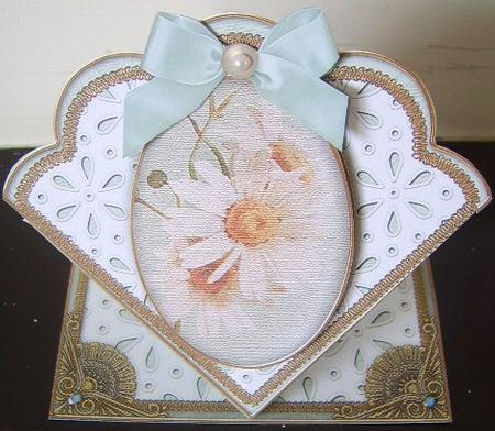 Daisies Anglaise Scallop Spring Decoupage Card by Davina Rundle