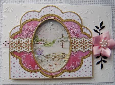 Pretty Snow Scene Pink Scallop Card Shaker Frame by Davina Rundle